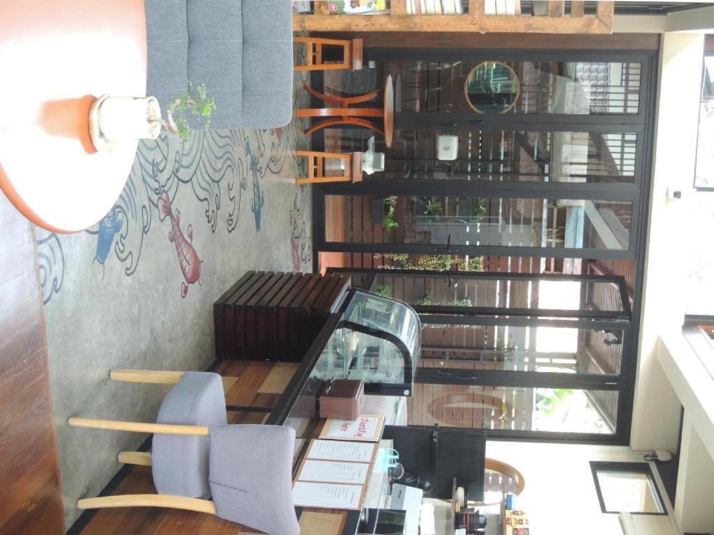Aiims Tales Canal Boutique House Бангкок Экстерьер фото