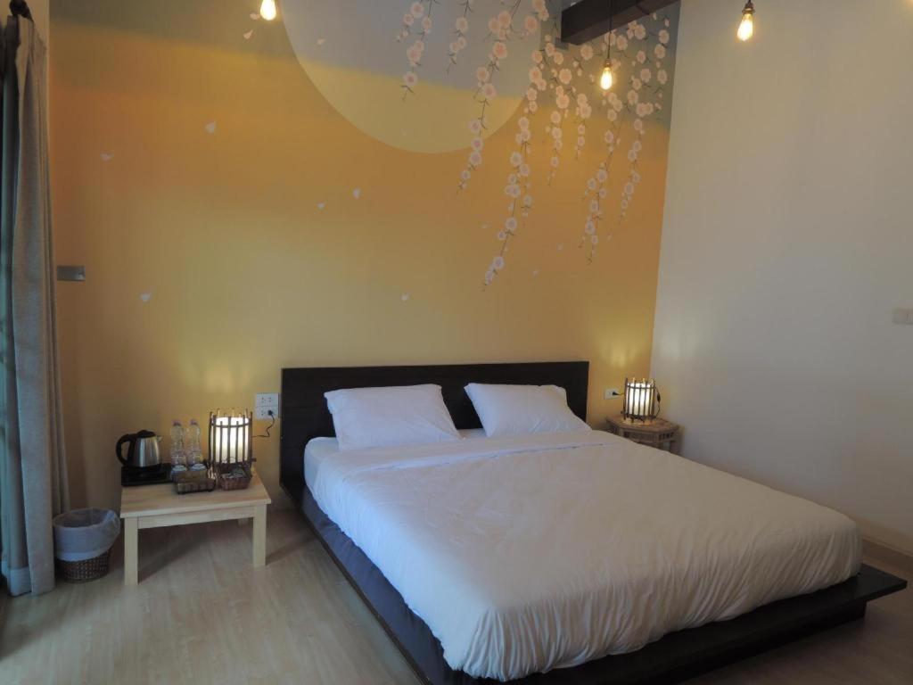 Aiims Tales Canal Boutique House Бангкок Экстерьер фото