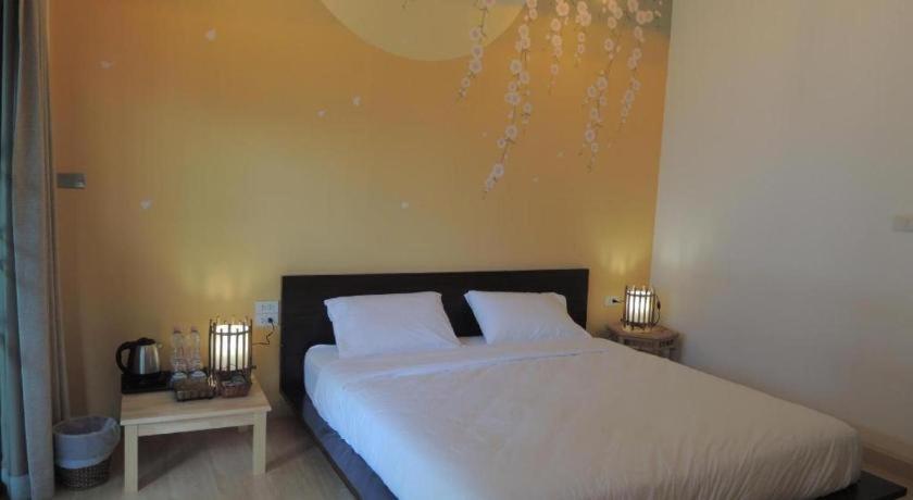 Aiims Tales Canal Boutique House Бангкок Экстерьер фото